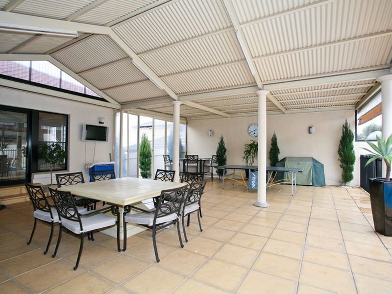 12 Beresina Place, Greenwith SA 5125