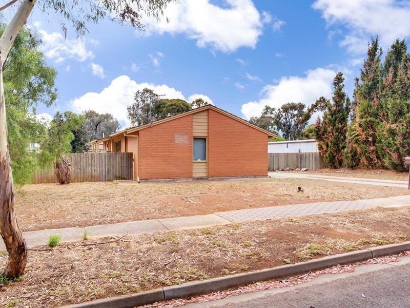5 Heidi Court, Paralowie SA 5108