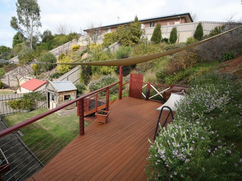 13 Hedgerow Court, Greenwith SA 5125