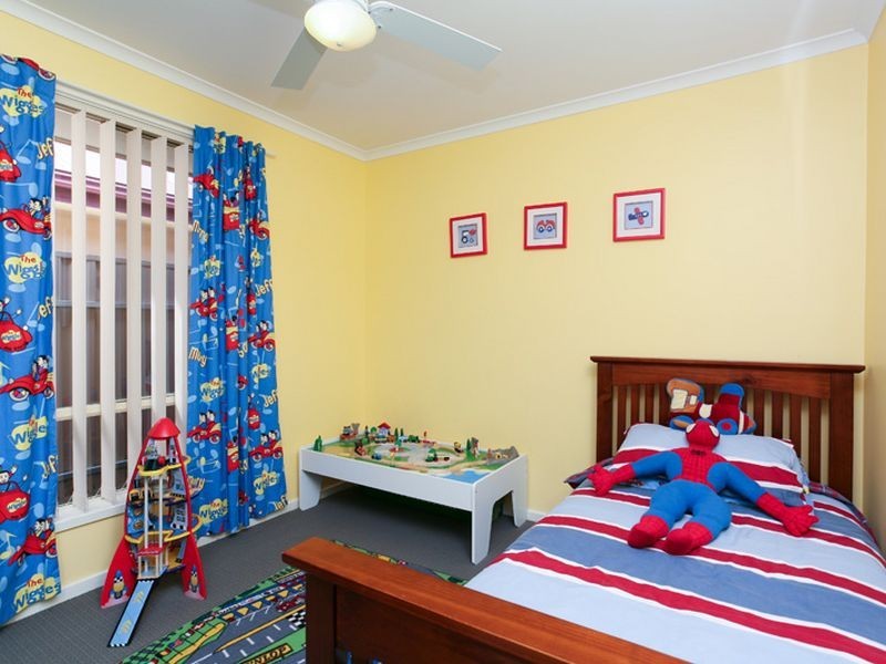 13 Hedgerow Court, Greenwith SA 5125
