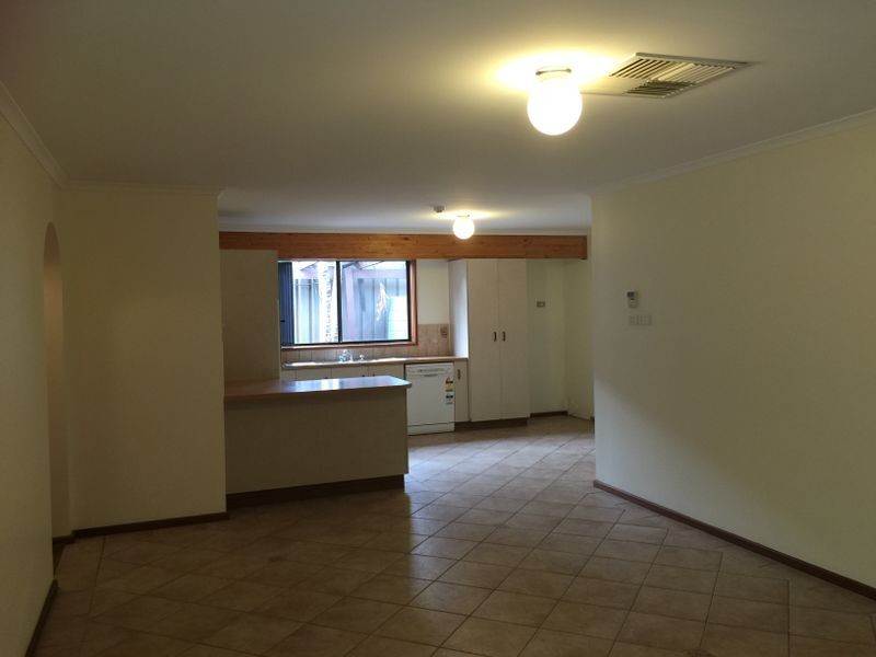 24 Possingham Avenue, Redwood Park SA 5097