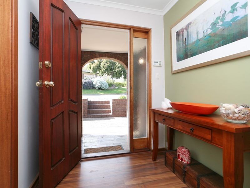 6 Kirrawee Drive, Redwood Park SA 5097