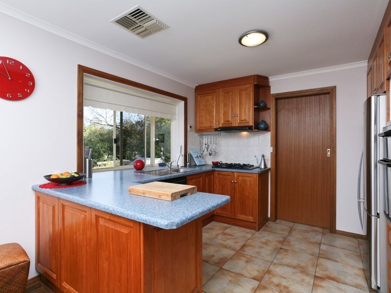 6 Kirrawee Drive, Redwood Park SA 5097