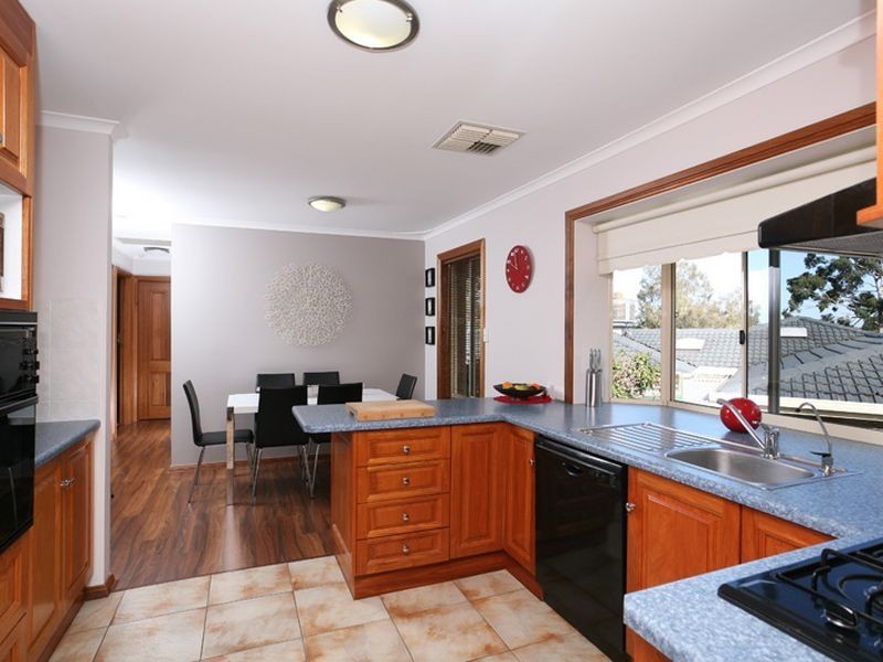 6 Kirrawee Drive, Redwood Park SA 5097