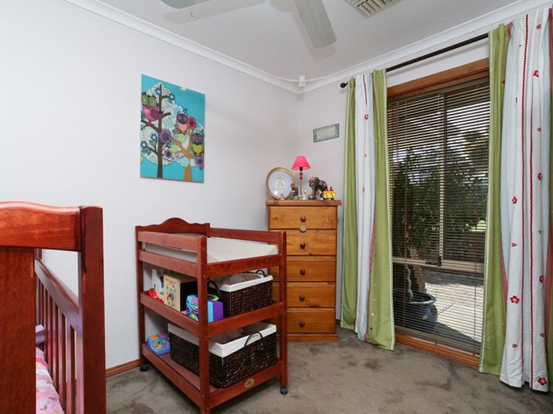 6 Kirrawee Drive, Redwood Park SA 5097