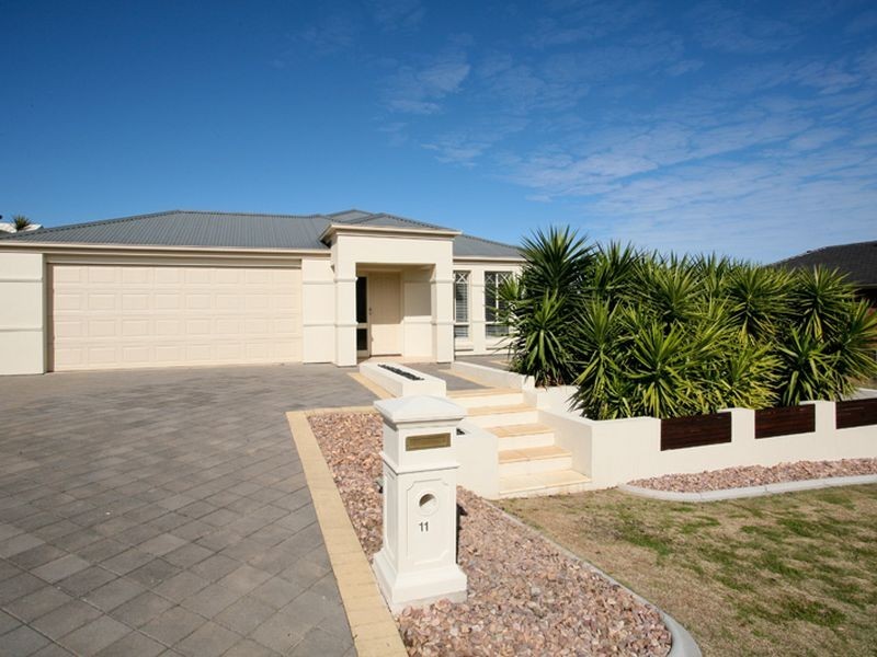 11 Glanville Crescent, Gulfview Heights SA 5096