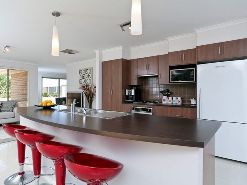 11 Glanville Crescent, Gulfview Heights SA 5096