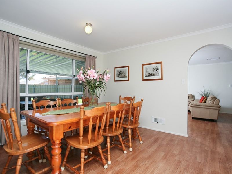 8 Harvest Court, Andrews Farm SA 5114