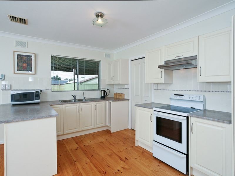 14 Findlay Avenue, Salisbury East SA 5109