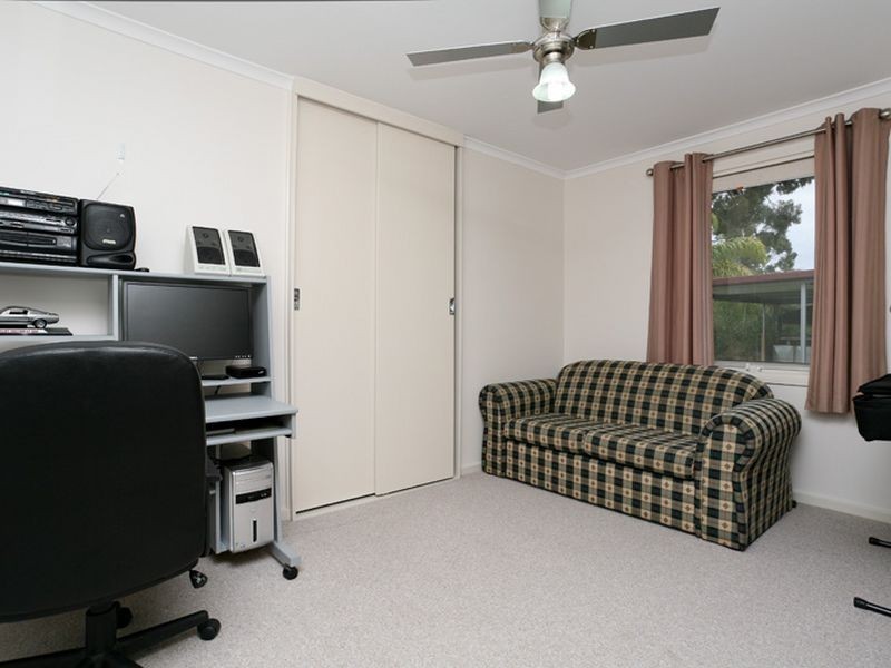 17 Andrew Avenue, Salisbury East SA 5109