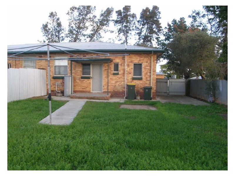 31 Midlow Road, Elizabeth Downs SA 5113