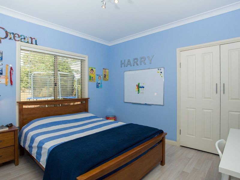 25 Tongariro Street, Greenwith SA 5125