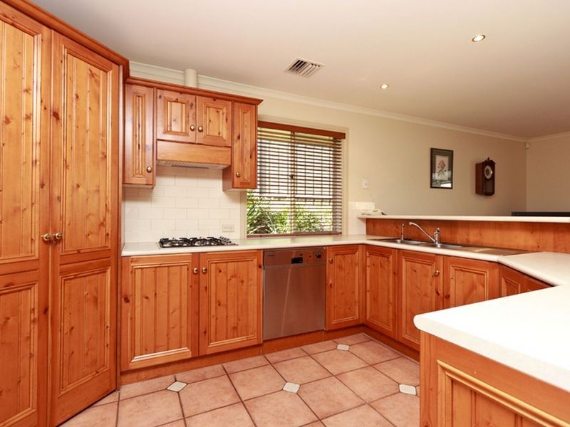 16 Driscoll Court, Greenwith SA 5125