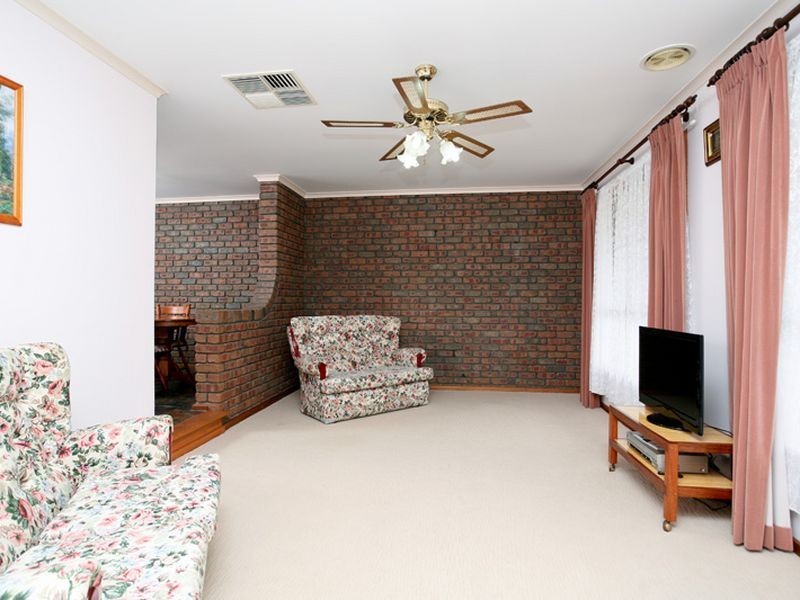 13 Taranaki Court, Greenwith SA 5125