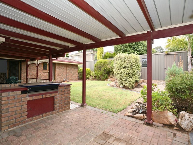 13 Taranaki Court, Greenwith SA 5125