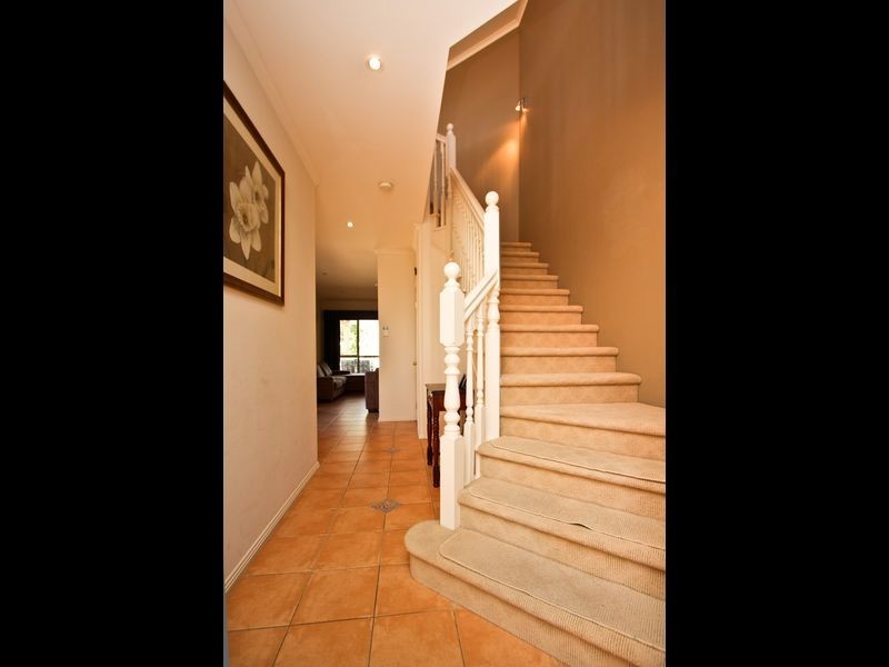 17 Glanville Crescent, Gulfview Heights SA 5096