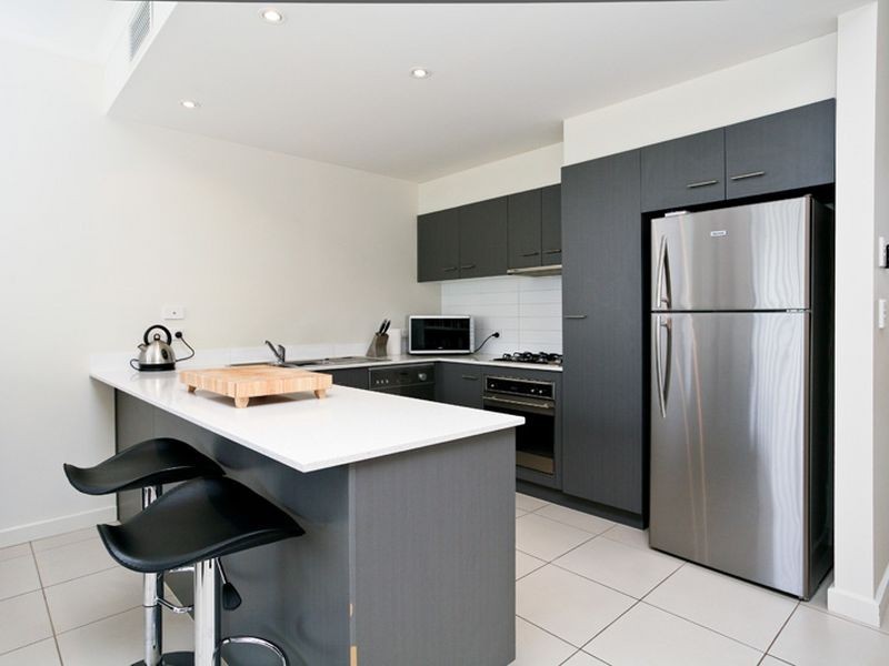 30c The Strand, Mawson Lakes SA 5095