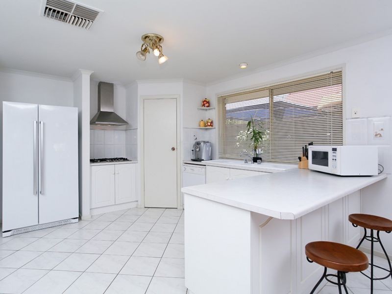 24 Sellar Court, Greenwith SA 5125