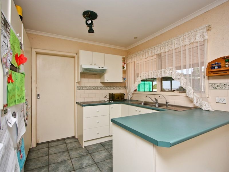 18 Kiekebusch Road, Gulfview Heights SA 5096