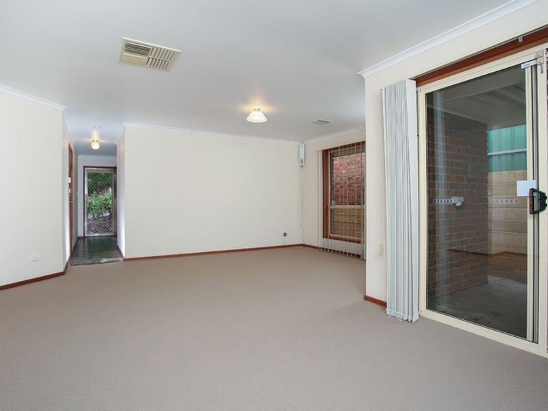 22 Lake Magenta Court, Greenwith SA 5125