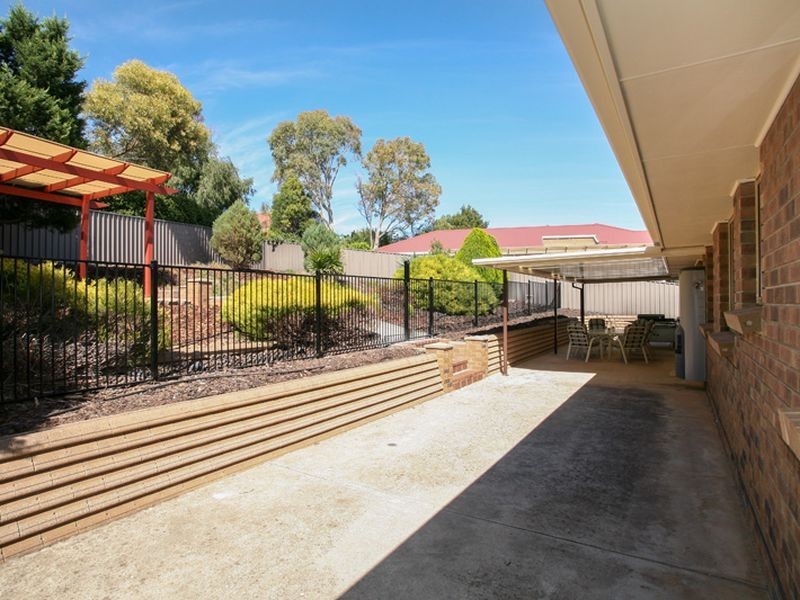 25 Borodino Court, Greenwith SA 5125