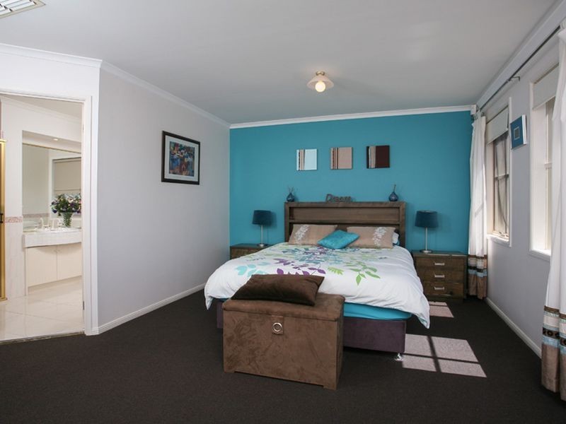 5 Peppermint Close, Greenwith SA 5125