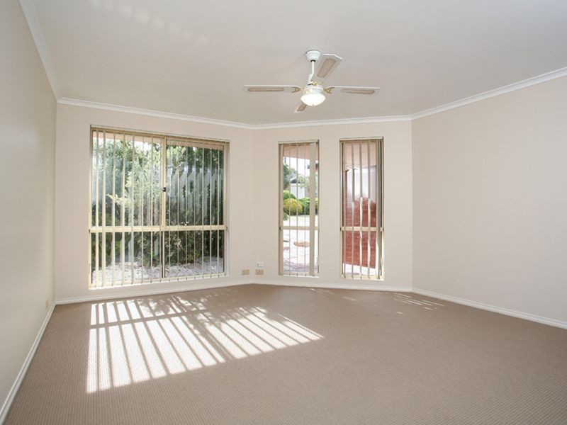 26 Anthony Drive, Hillbank SA 5112