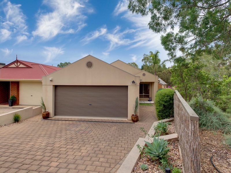 8 Lachlan Street, Greenwith SA 5125