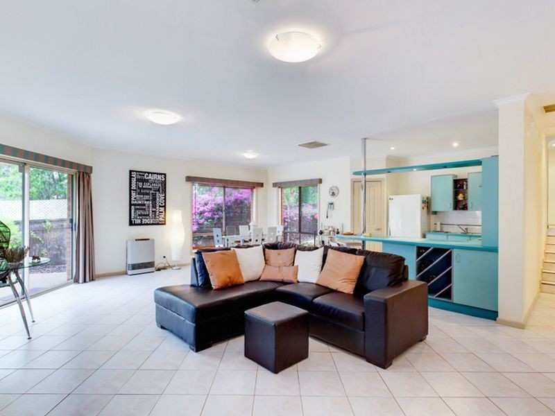 8 Lachlan Street, Greenwith SA 5125