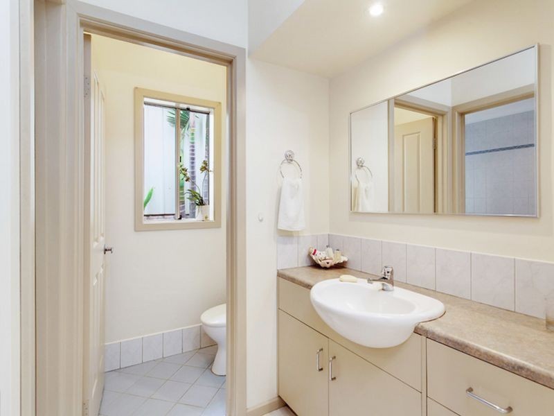 8 Lachlan Street, Greenwith SA 5125