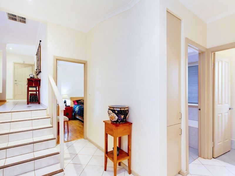 8 Lachlan Street, Greenwith SA 5125