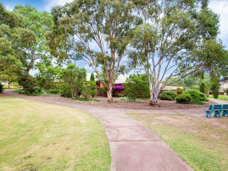 8 Lachlan Street, Greenwith SA 5125