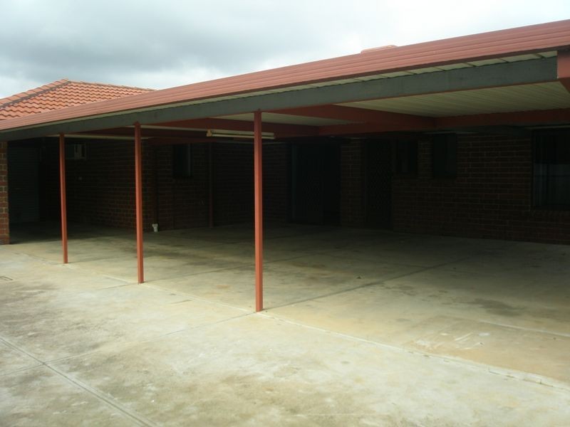 13 Nicholls Crescent, Burton SA 5110