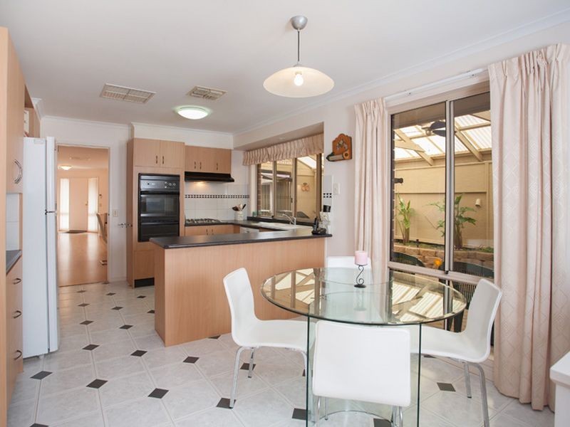 13 Lemon Crescent, Golden Grove SA 5125