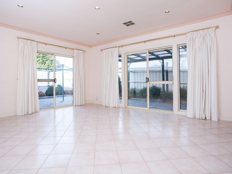 22 Lukin Crescent, Golden Grove SA 5125