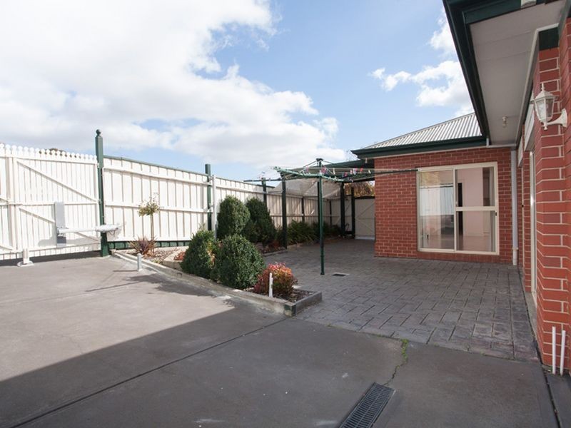 22 Lukin Crescent, Golden Grove SA 5125