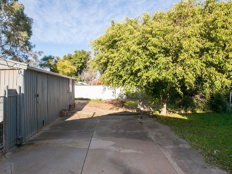 16 Montacute Street, Elizabeth Downs SA 5113