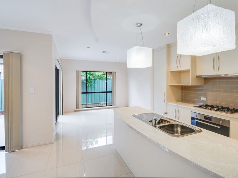 31 Mowbray Street, Mawson Lakes SA 5095