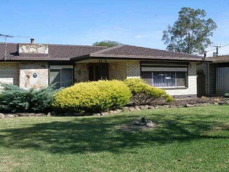 11 Warwick Street, Salisbury East SA 5109
