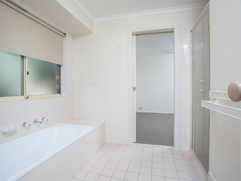 16 Candlebark Grove, Greenwith SA 5125