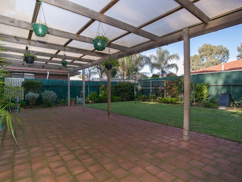 24 Grant Avenue, Salisbury Downs SA 5108