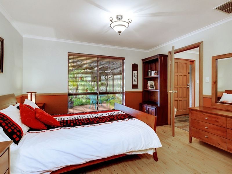 4 Marilyn Court, Salisbury Heights SA 5109