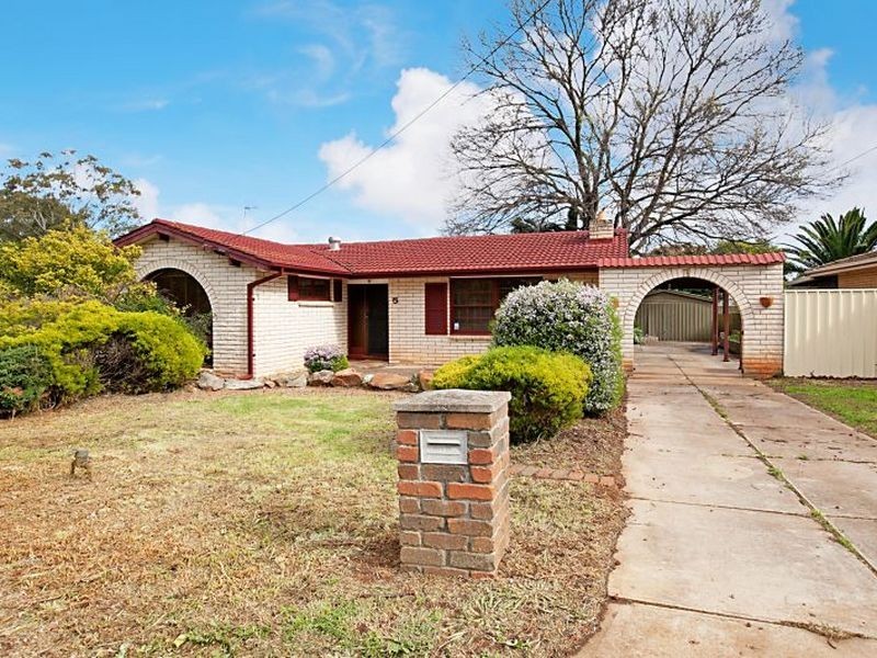 5 Warwick Street, Salisbury East SA 5109