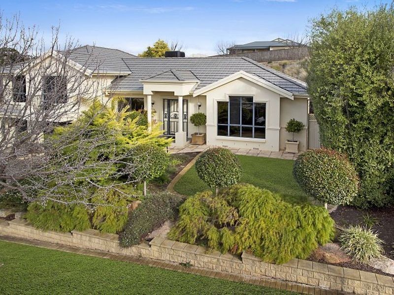 19 Hedgerow Court, Greenwith SA 5125