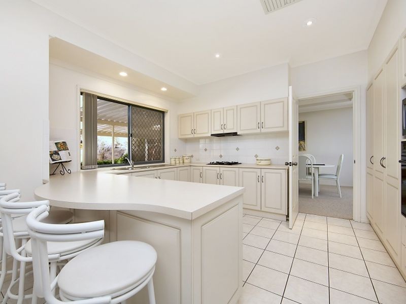 19 Hedgerow Court, Greenwith SA 5125