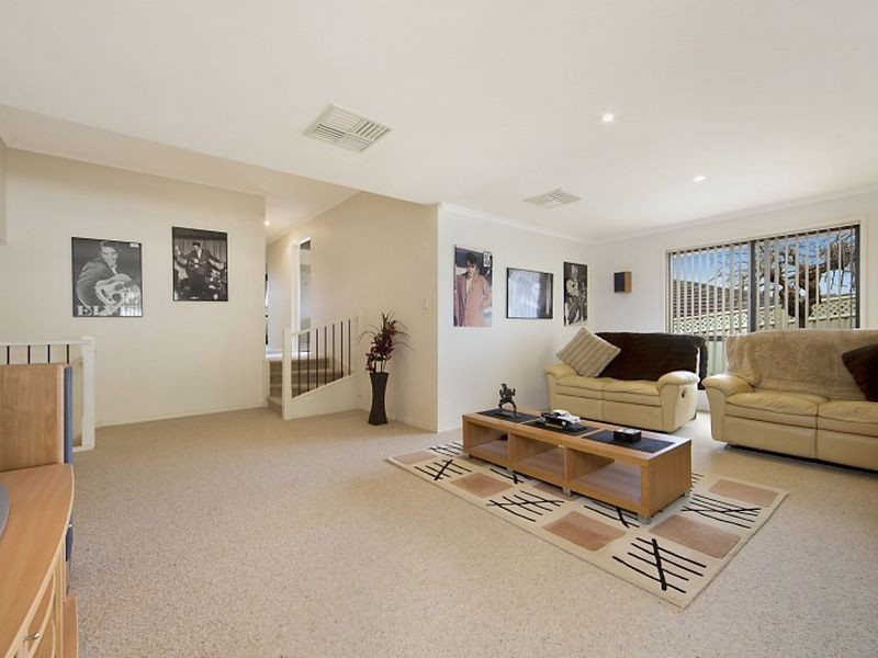 19 Hedgerow Court, Greenwith SA 5125