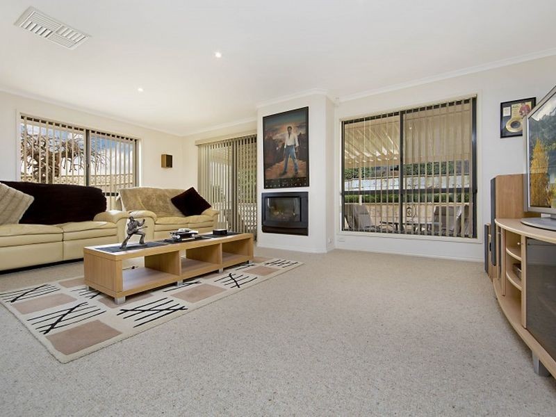 19 Hedgerow Court, Greenwith SA 5125