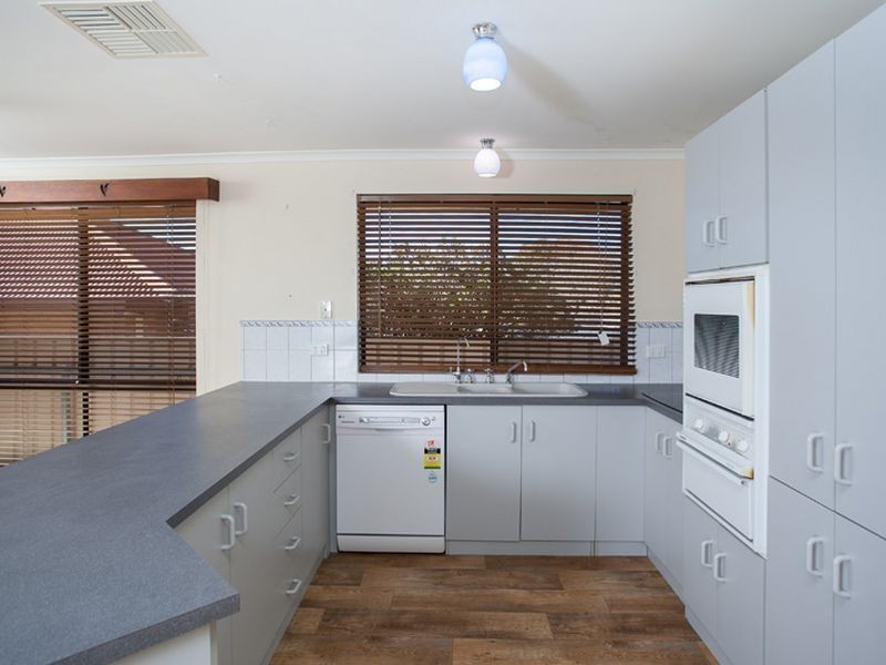 17 Gilchrist Close, Greenwith SA 5125