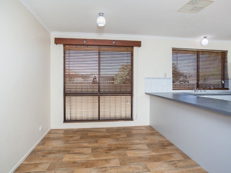 17 Gilchrist Close, Greenwith SA 5125