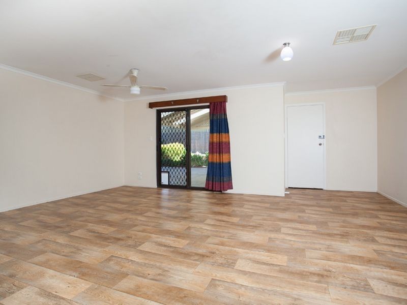 17 Gilchrist Close, Greenwith SA 5125